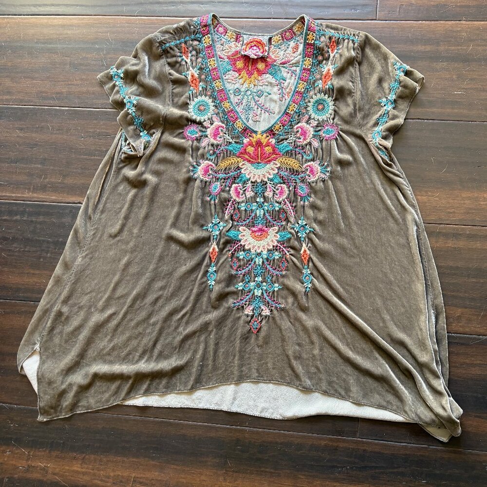 JOHNNY WAS Embroidered DELPHINE VELVET DRAPE TOP Tun